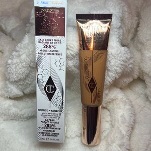 New Charlotte Tilbury Beautiful Skin Foundation - 13 Warm Chaud